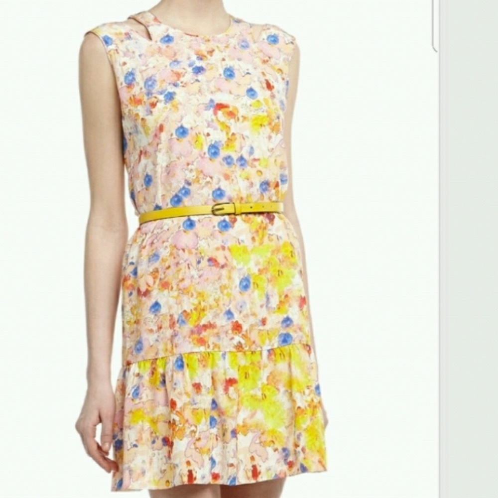 CLUNY VINTAGE FLORAL DRESS  COLD THE SHOULDERS